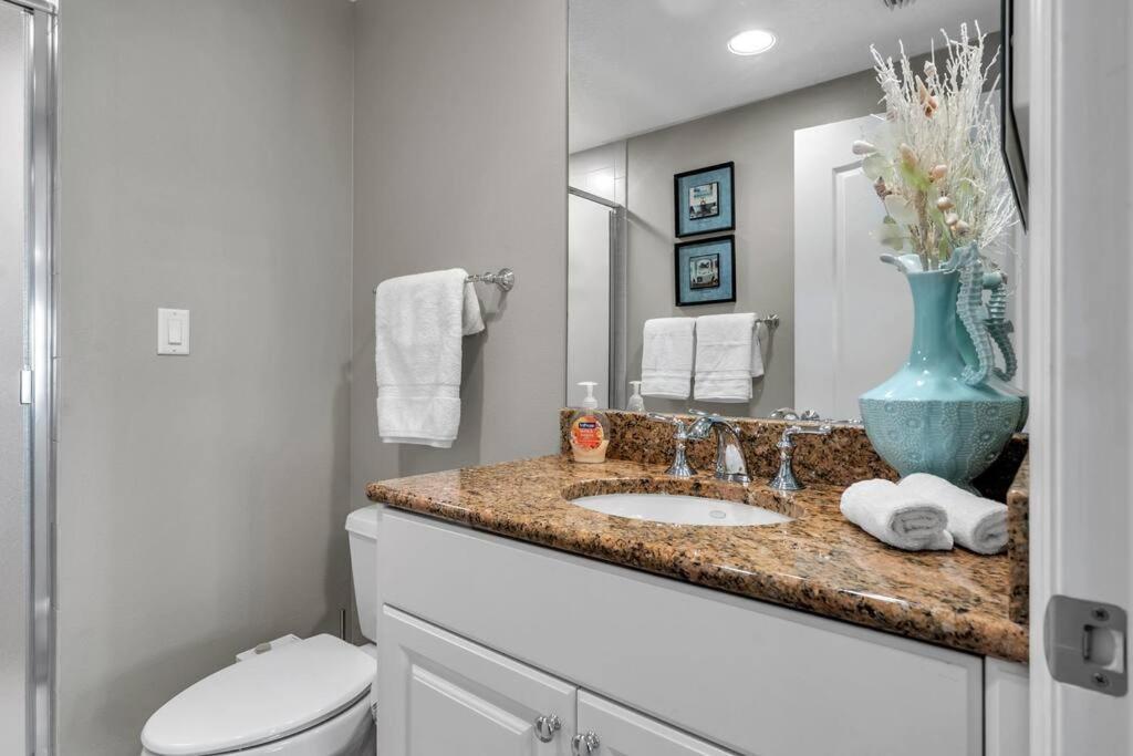 Coastal Elegance: Your Clearwater Beach Escape Exterior foto