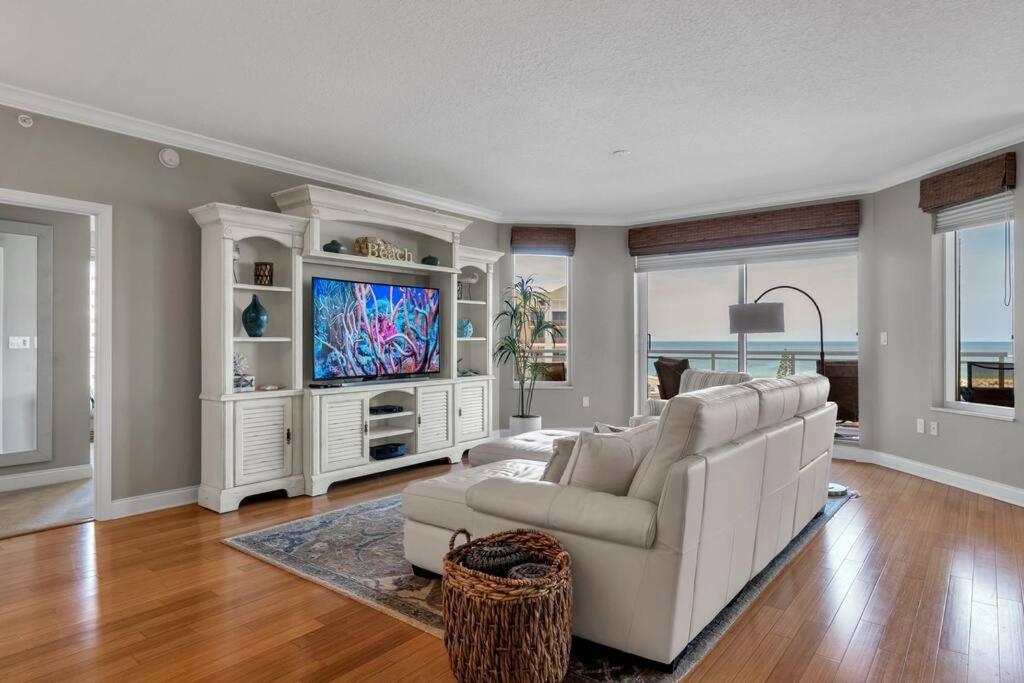 Coastal Elegance: Your Clearwater Beach Escape Exterior foto