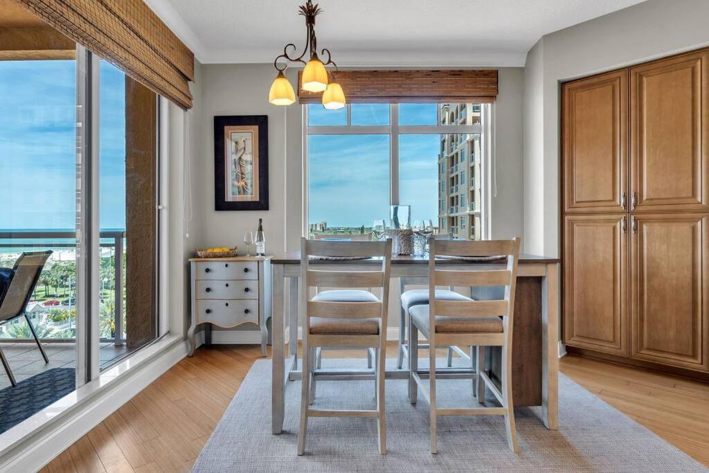 Coastal Elegance: Your Clearwater Beach Escape Exterior foto