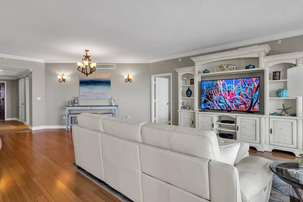 Coastal Elegance: Your Clearwater Beach Escape Exterior foto