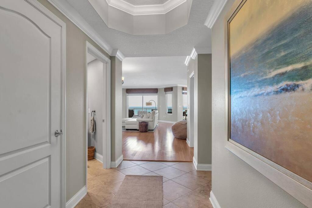 Coastal Elegance: Your Clearwater Beach Escape Exterior foto