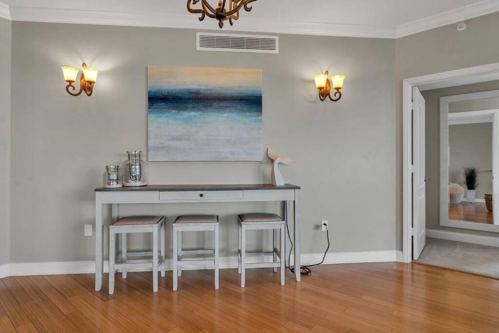 Coastal Elegance: Your Clearwater Beach Escape Exterior foto