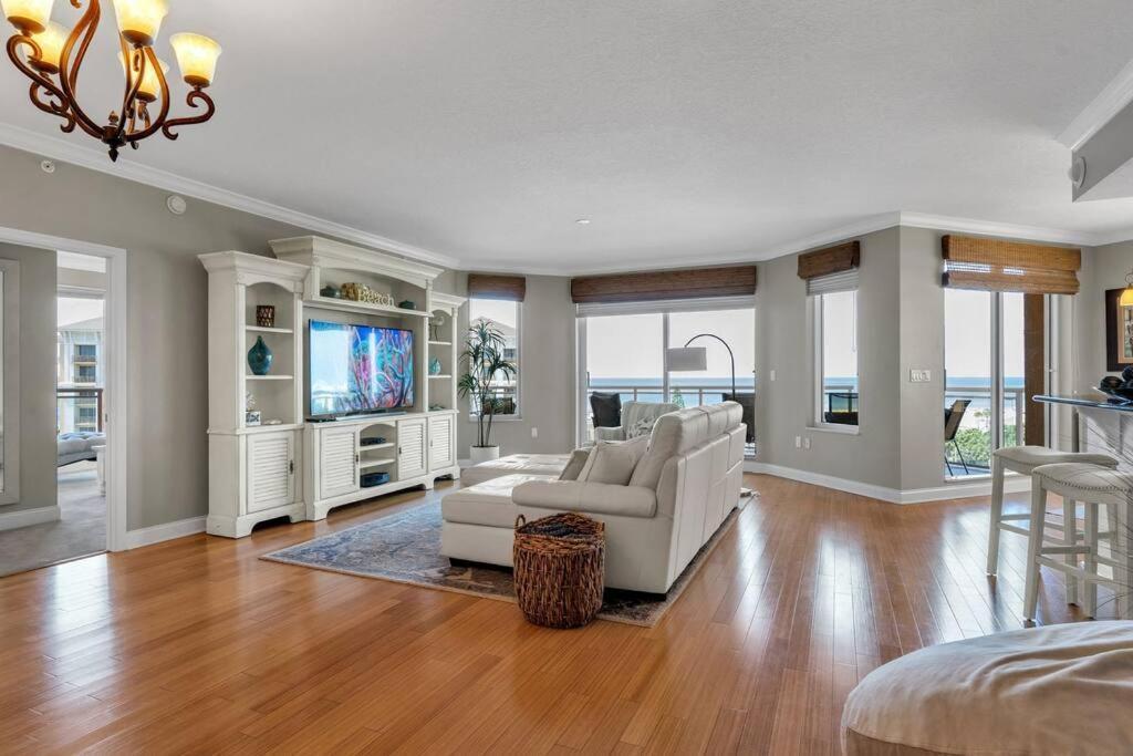 Coastal Elegance: Your Clearwater Beach Escape Exterior foto
