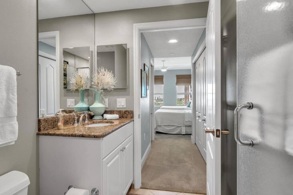 Coastal Elegance: Your Clearwater Beach Escape Exterior foto